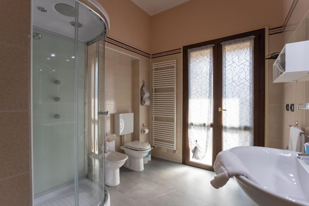 L'opera Guest house 2*